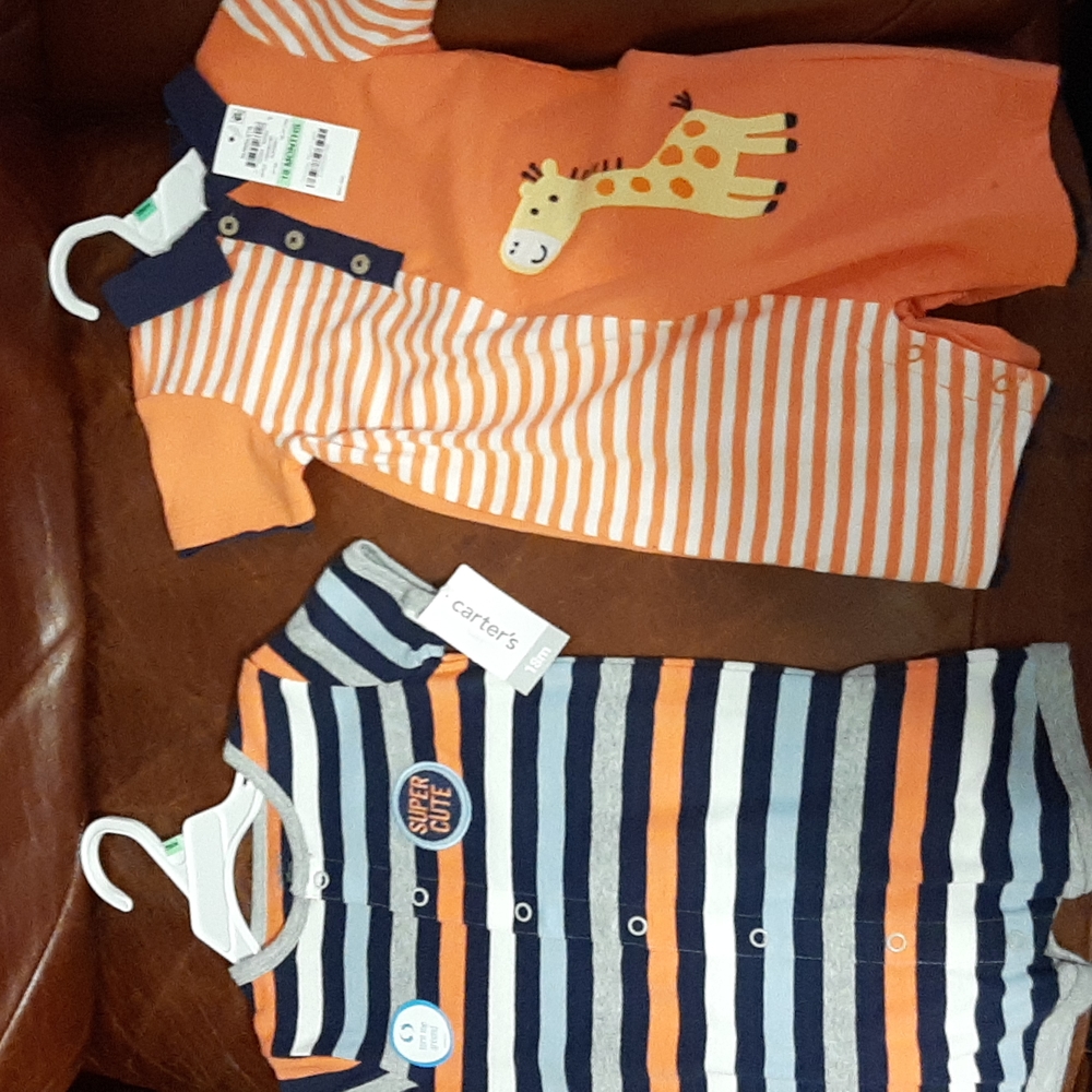 Rompers short sleeves